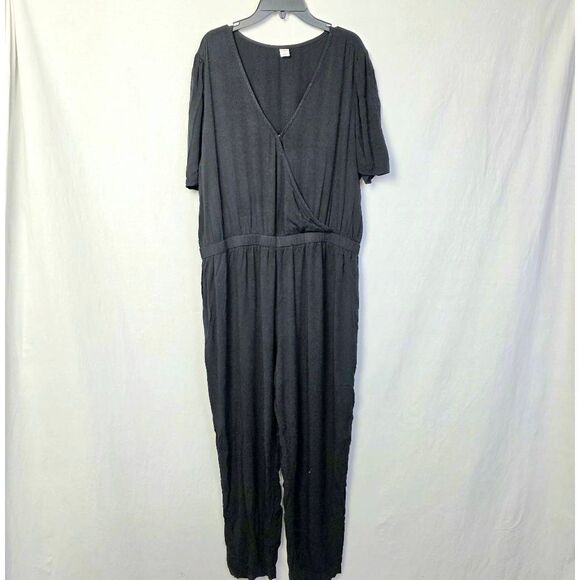 Old Navy Black Surplice Jumpsuit XL - Picture 1 of 5
